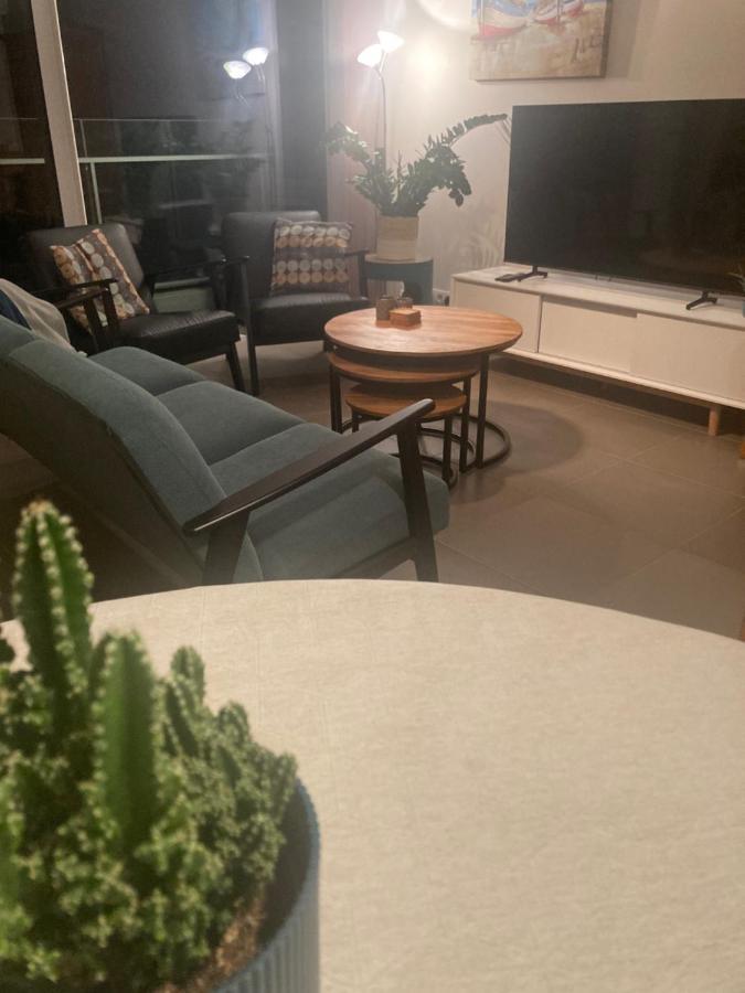 Appartement Met Zicht Op Zee Кнокке-Хейст Экстерьер фото