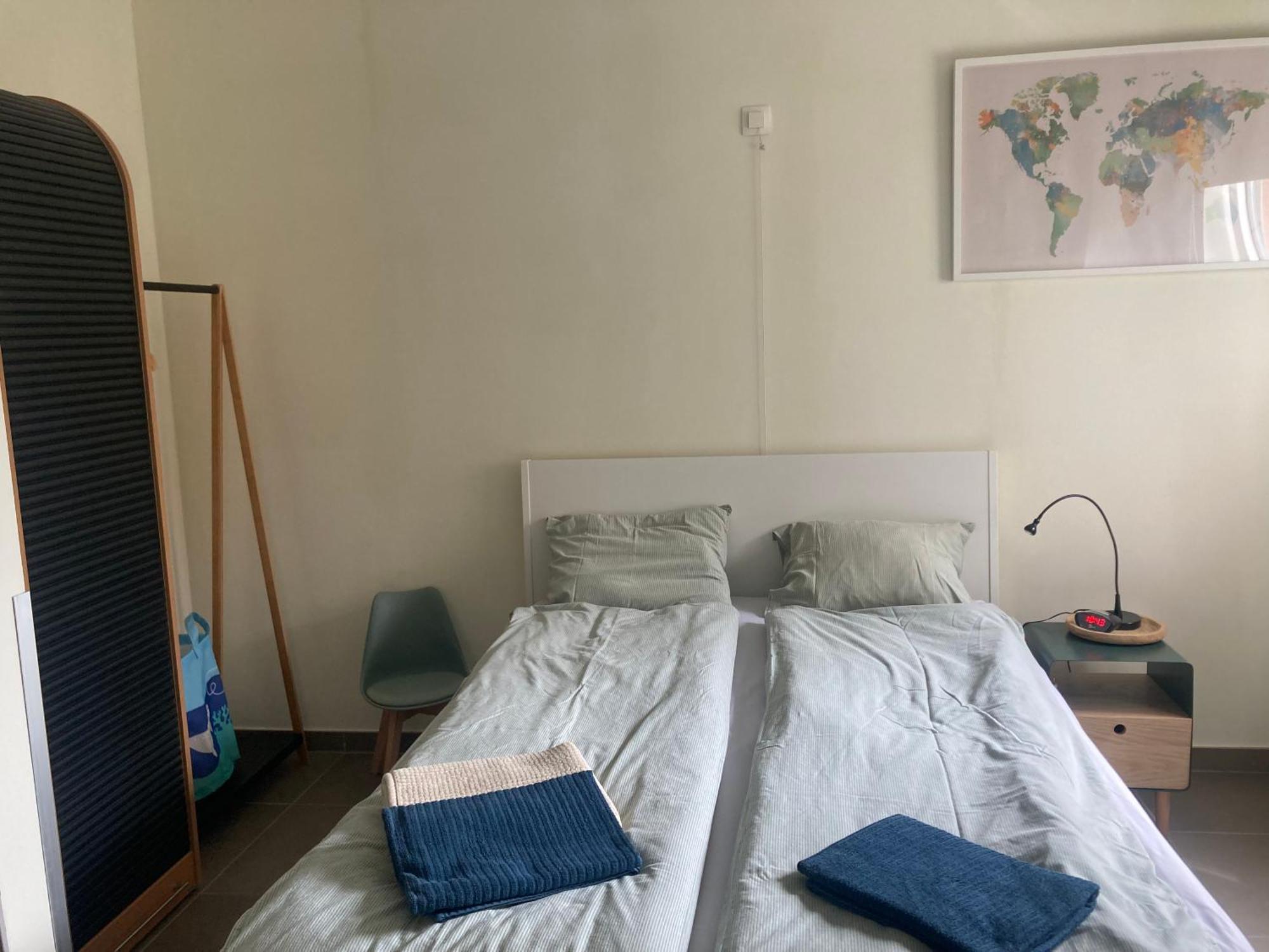Appartement Met Zicht Op Zee Кнокке-Хейст Экстерьер фото