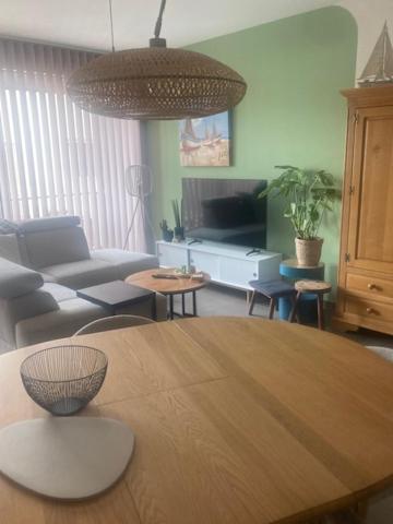 Appartement Met Zicht Op Zee Кнокке-Хейст Экстерьер фото